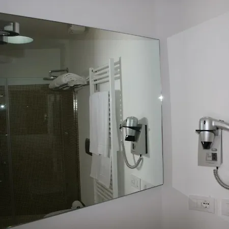 Piccolo Del Lido Hotel 4*