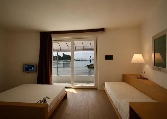 Piccolo Del Lido Hotel 4*
